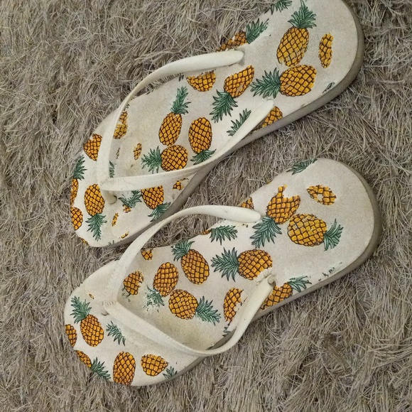 Woman's Sandals Flip flops 9 - Picture 1 of 3